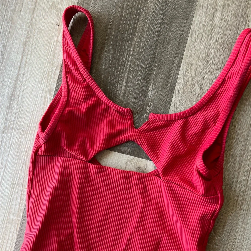 Frankies Bikinis Cody Cut Out One Piece Swimsuit Red size Small